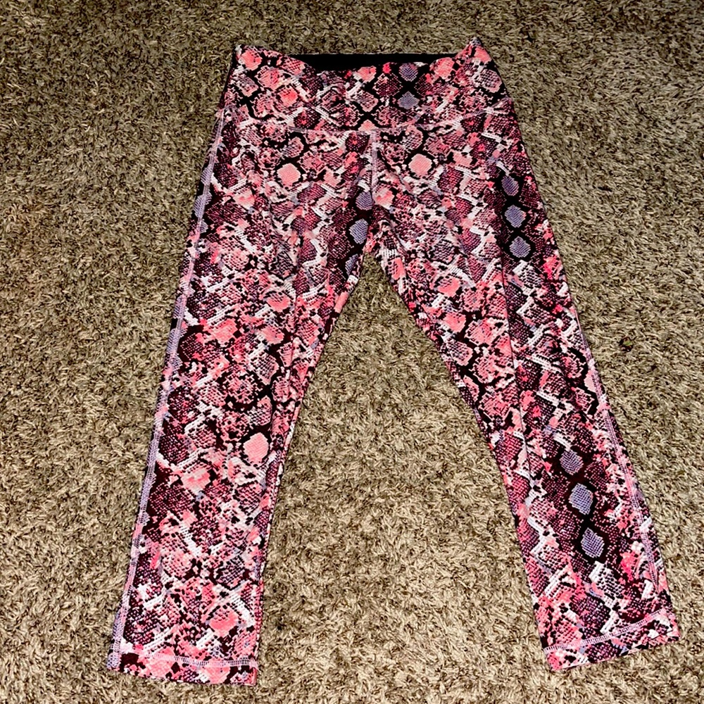 Athletic capris